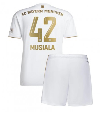 Bayern Munich Jamal Musiala #42 Bortedraktsett Barn 2022-23 Kortermet (+ Korte bukser)